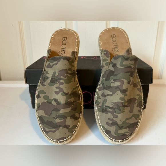 Boutique by Corkys Shoes - Boutique by Corkys Taffy Camo Espadrille Mules Women’s Size 10 NWT Women's Shoes